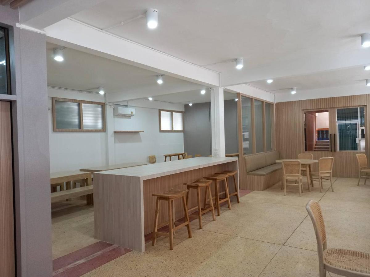 Sataya Apartment Mahaszarakham Kültér fotó